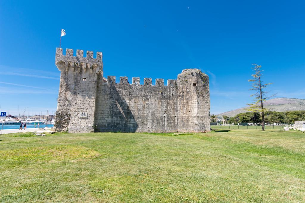 Top-Floor Apartment In Trogir Center Εξωτερικό φωτογραφία