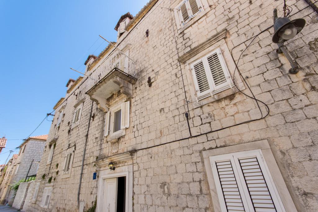 Top-Floor Apartment In Trogir Center Εξωτερικό φωτογραφία