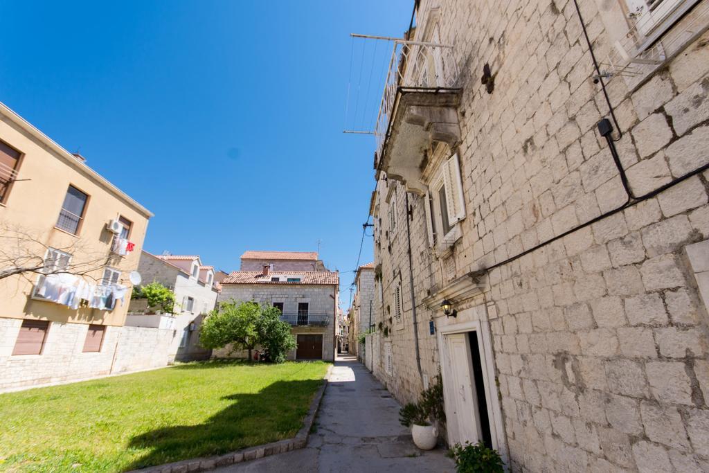 Top-Floor Apartment In Trogir Center Εξωτερικό φωτογραφία